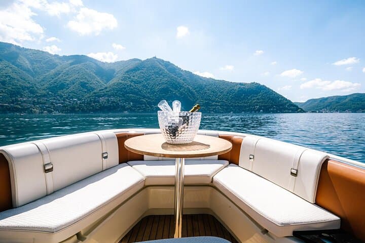 3H Guided Cruise Stop Bellagio Tender yacht Invictus 9 Pax