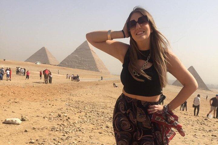 Private Tour Giza Pyramids, Egyptian Museum, lunch and Camel Ride