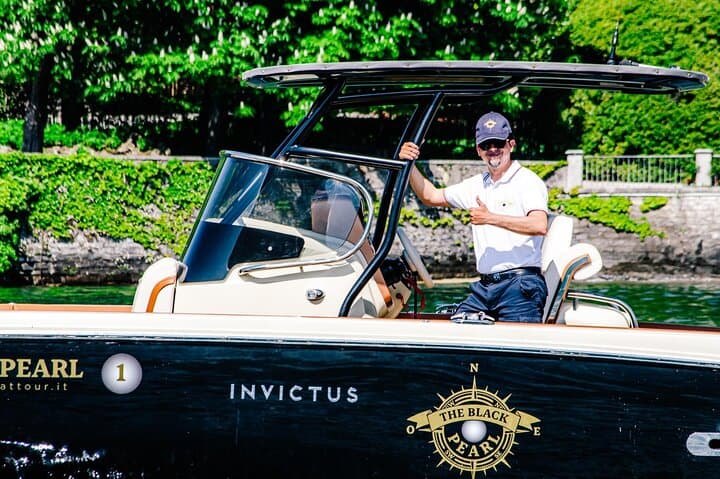 3H Guided Cruise Stop Bellagio Tender yacht Invictus 9 Pax