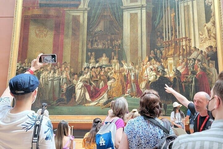 Louvre Museum & Mona Lisa Semi-Private Guided Tour (Max 6 People)