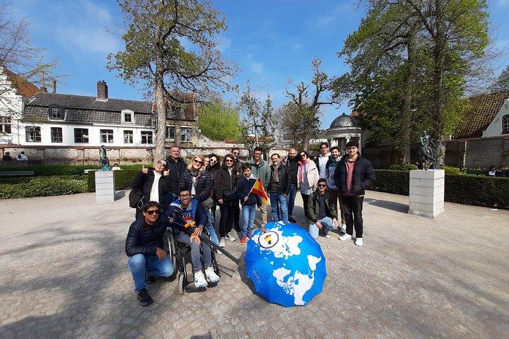 2-Hour Bruges Walking Tour with Chocolate Tasting
