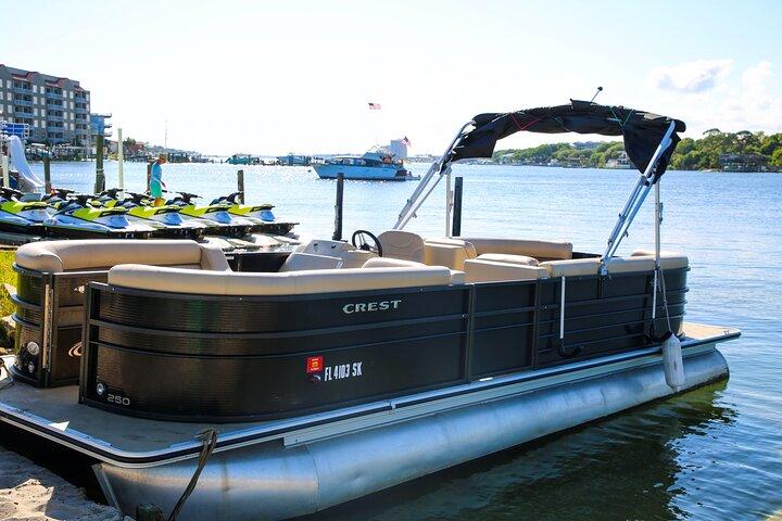 12 passenger Crab Island pontoon boat rental