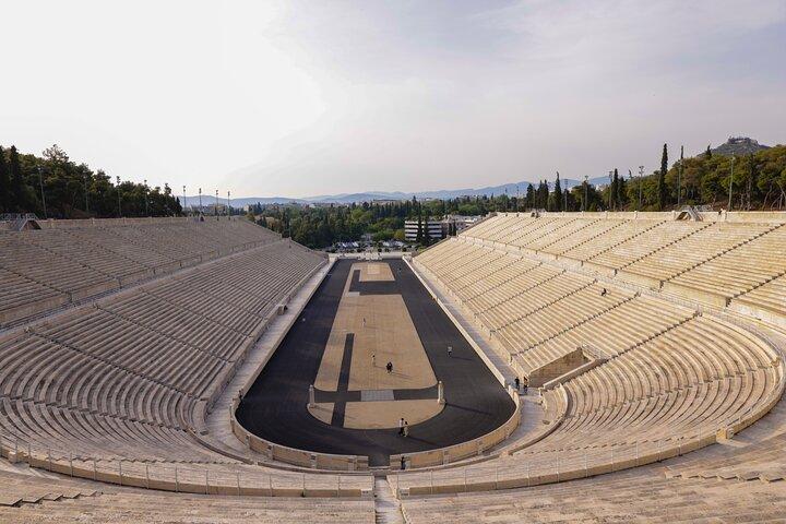 Private Full Day Tour in Historic Center of Athens