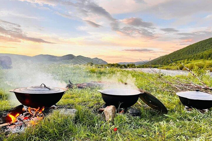 Mongolia Horse trekking and camping tour