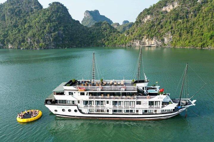 Halong Party Cruise & Freedom Island 3 Days/2Nights from Hanoi