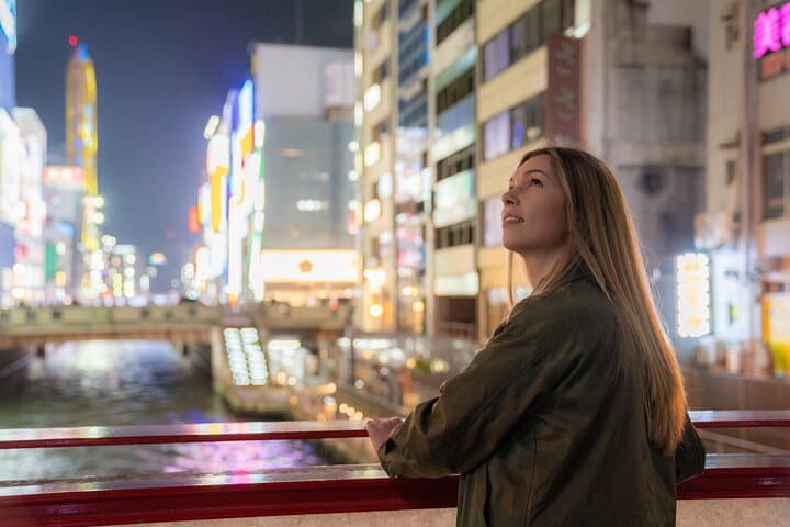 Vibrant Photo Shoot Tour in Osaka