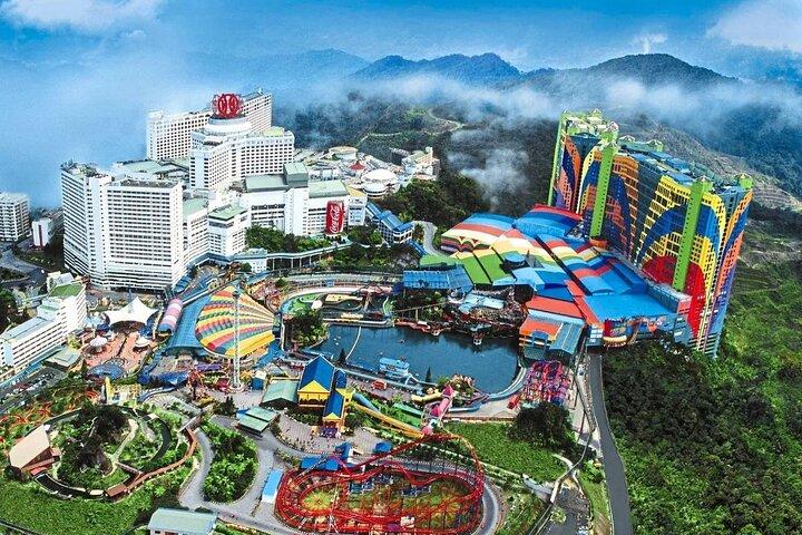 Kuala Lumpur International Airport KLIA KLIA2 to Genting Highlands Hotel Door to Door Transfer