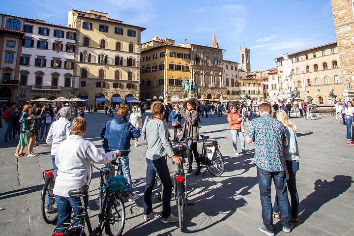 Florence Vintage Bike Tour–guided, small group or private option