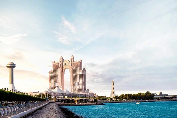 Abu Dhabi City Tour: Sightsee the Best of Abu Dhabi From Dubai