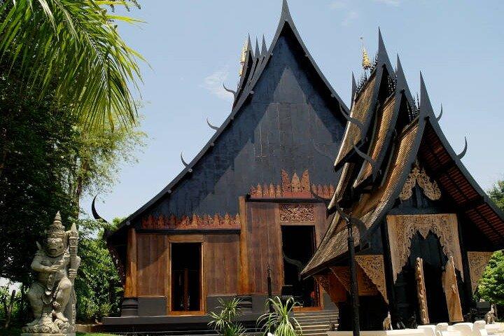 Chiang Mai - Chiang Rai Temples, Long Neck Karen, Golden Triangle