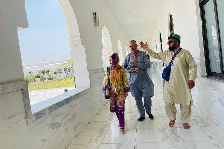 Kartarpur Corridor and Gurdwara Sahib Yatra Guided Tour