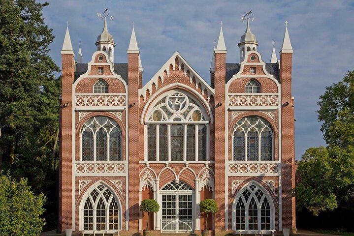 Brandenburg Self-Guided Walking City Tour & Scavenger Hunt