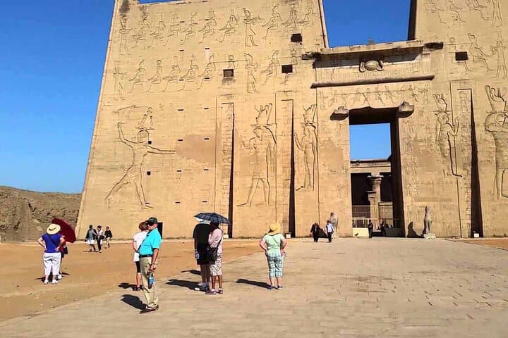 2 Days Private Tour from Luxor to Aswan with Abu Simbel Temple