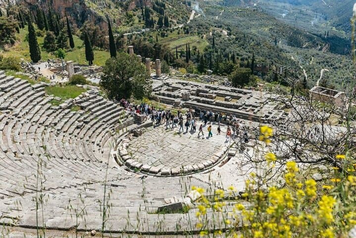 From Athens: Small-Group Delphi, Museum & Arachova Day Trip