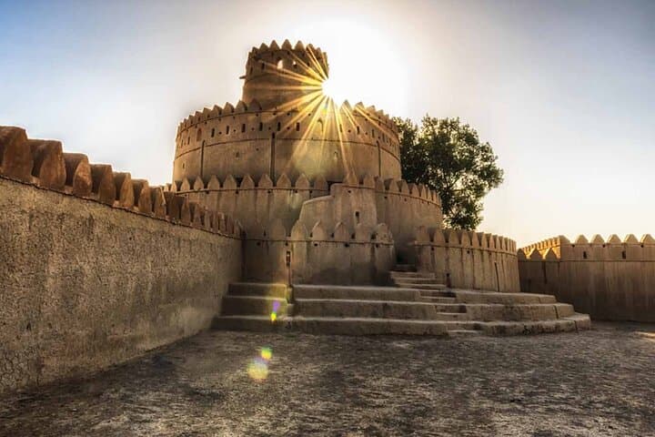 Private Al Ain Tour by 4x4 Vehicle with Zoo Tickets