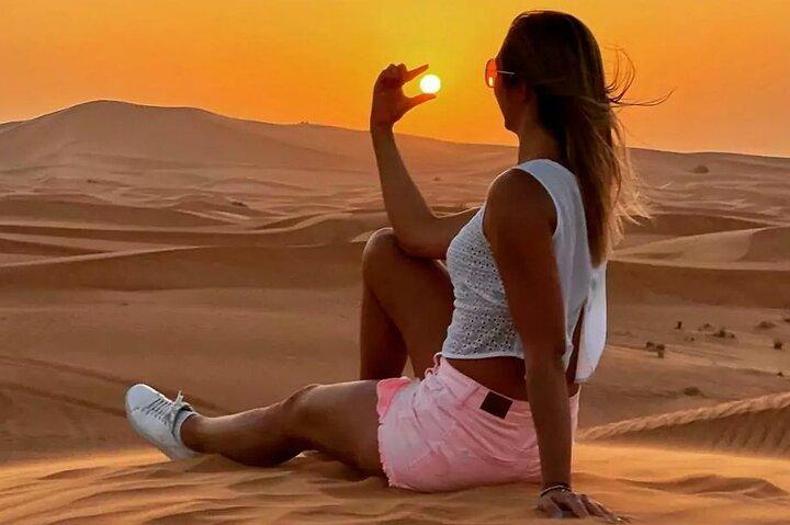 Premium Private Desert Safari by 4x4 Vehicle with BBQ Dinner