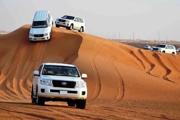 Premium Private Desert Safari by 4x4 Vehicle with BBQ Dinner