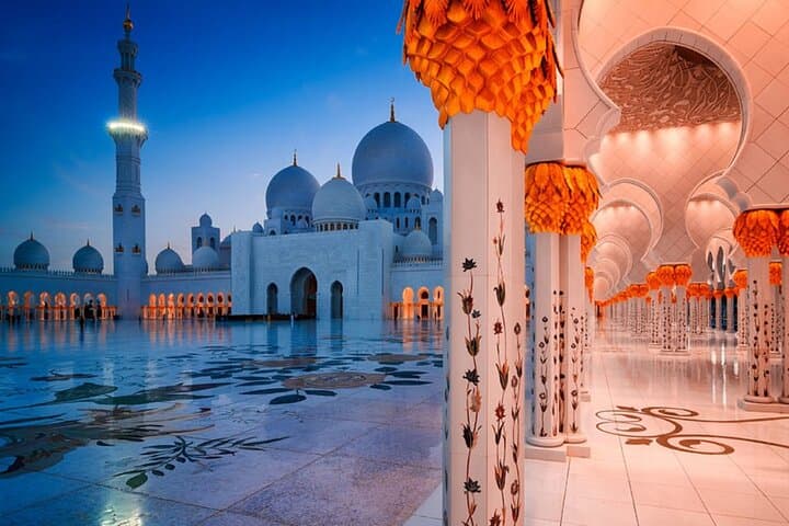 Louvre Museum & Abu Dhabi Grand Mosque Tour in A Private Vehicle