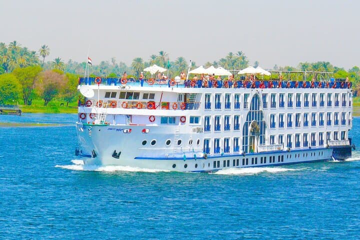 4 Days Nile Cruise from Aswan to Luxor including Abu Simbel and Hot Air Balloon