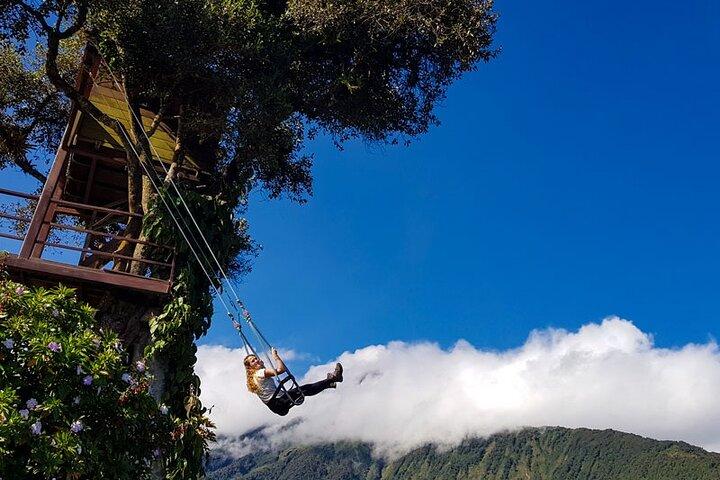 From Quito: Baños Tour - Entrances and Lunch included