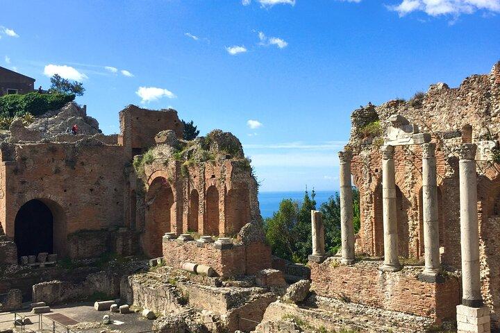Private tour of Taormina, Castelmola, Isola bella for small groups