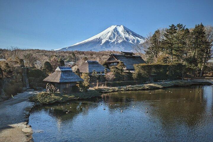 Full Day Tour to Mount Fuji with Guide in Spanish