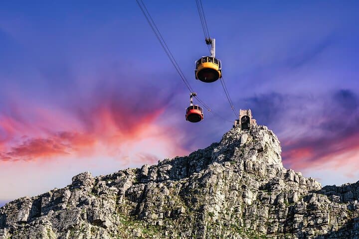 Table Mountain, Boulders Penguins and Cape point Day Tour
