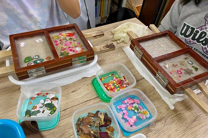 Private Workshop of Handmade Traditional Japanese Paper in Tokyo
