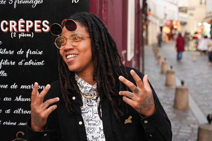 Unique Montmartre photo tour with VOGUE photographer