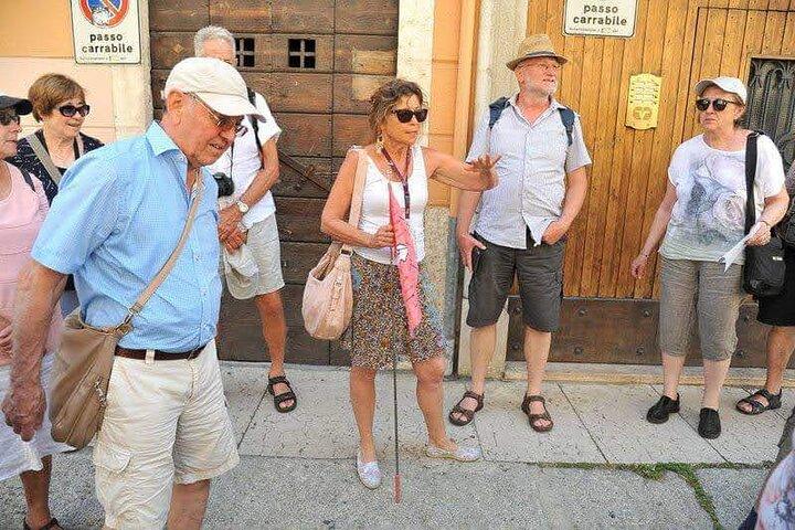 Verona: Arena Skip-the-Line & Secret Hidden Gems Walking Tour