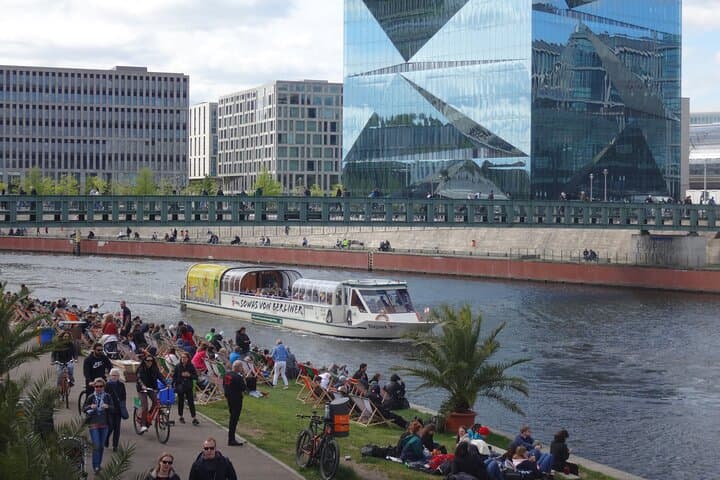 Berlin sightseeing boat tour on the Spree