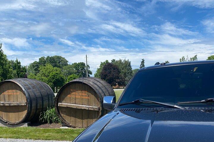 Sip & Savor Niagara: Full-Day Wine Tour with Cheese & Charcuterie