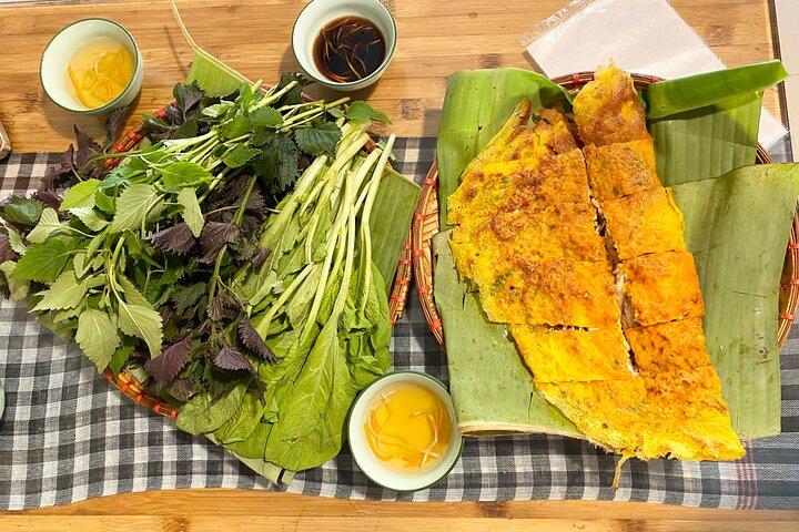 Hanoi food tour-Local street food tour (food&guide included)