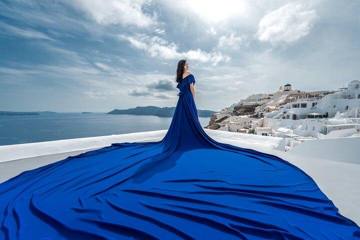 Flying Dress © Photoshoot in Santorini: Mr. President Package