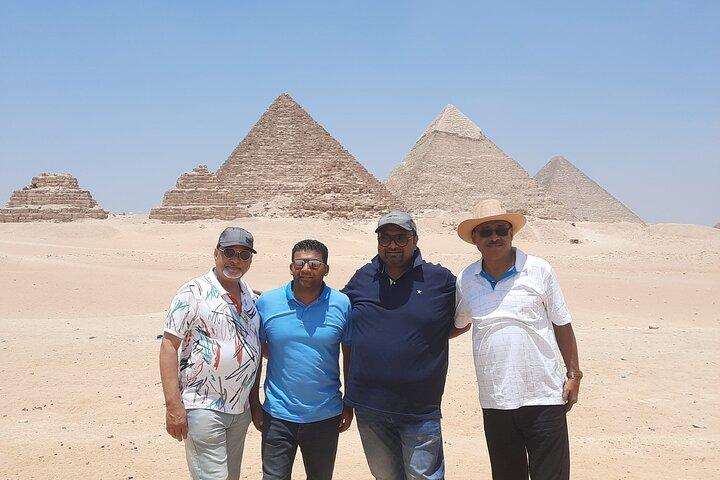 Half-day Private Tour in Pyramids of Giza and Sphinx
