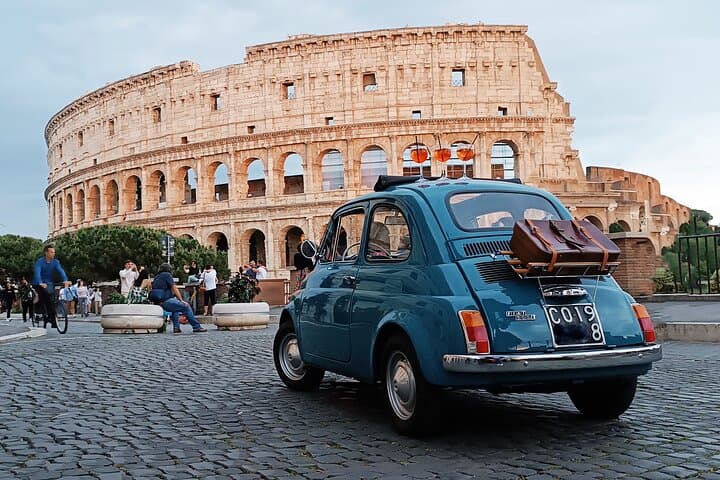 Tour of Rome Aboard a Vintage Fiat 500