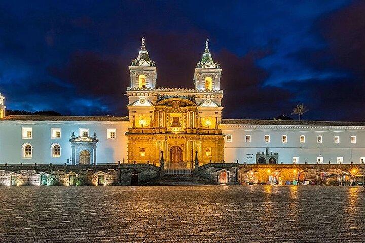 PRIVATE City Tour: Quito Colonial, Half the World and Cable Car