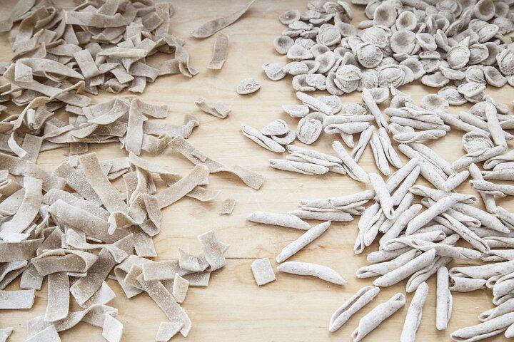 Cesarine: Small group Pasta and Tiramisu class in Siracusa