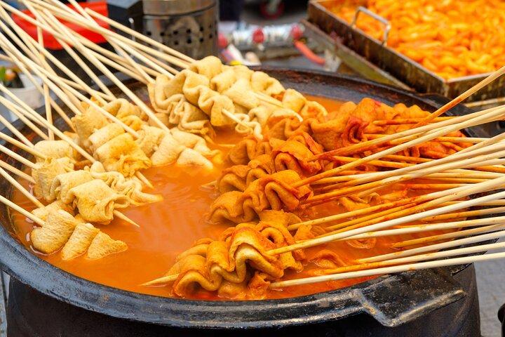 Seoul Best Street Food Walking Tour with a Guide