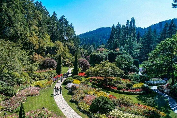 Tour of Butchart Gardens and Victoria from Vancouver