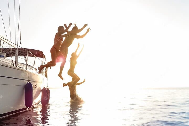 2-Hours Barcelona Sunset Sailing Tour