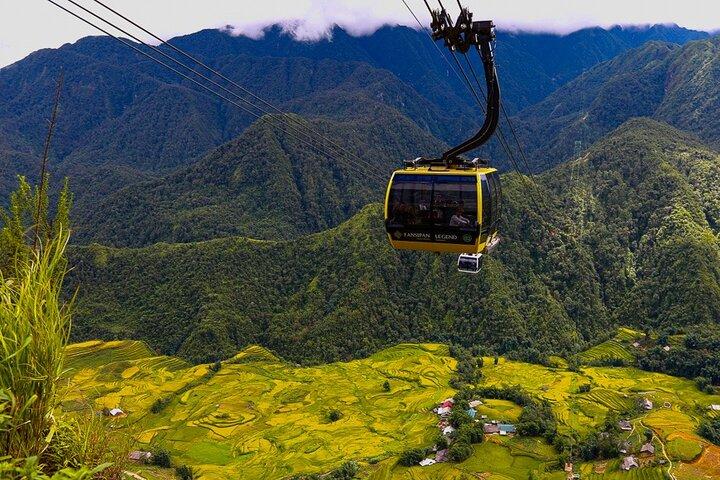 Hanoi to Fansipan Peak 2-Day Bus Tour plus Lodging, Meals &Pickup
