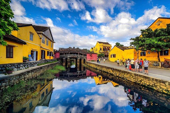 Danang : Charming Danang & Hoi An Twilight Tour