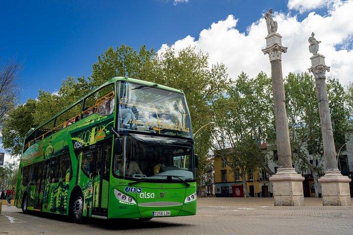 Tour in Seville Tourist Bus, Panoramic Cruise and Walking Tour