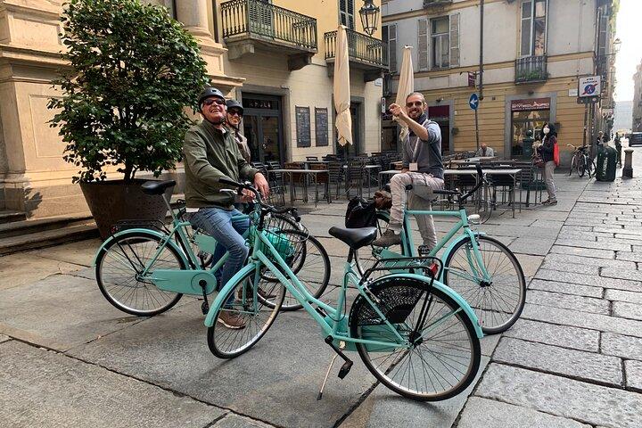 Highlights and hidden gems of Turin Bike Tour