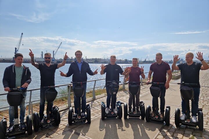 2 Hours Guided Hamburg Segway Night Tour