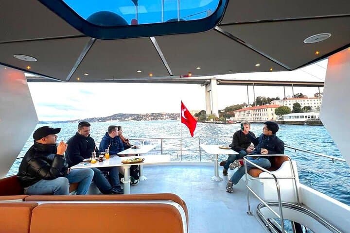 2 Hours Small Group Guided Bosphorus Luxury Yacht Cruise