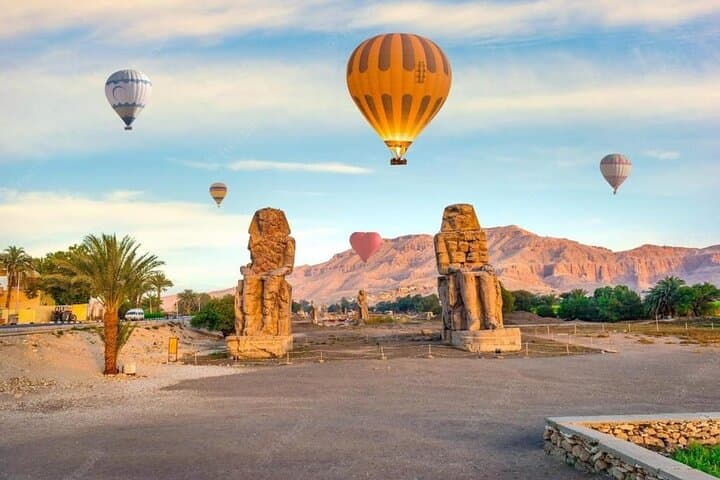 Guided Hot Air Balloon Tour in Luxor