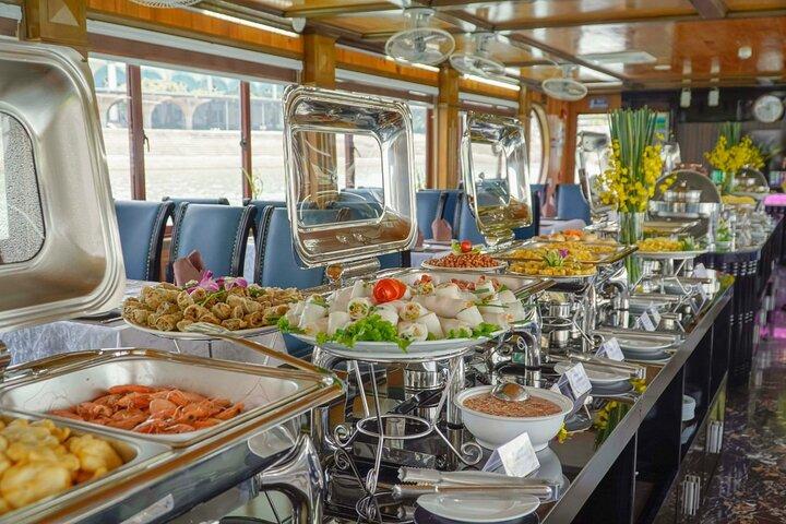 1 Day Halong Bay Tour on Alova Cruise with Transfer & Lunch