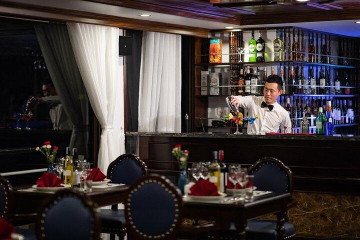 La Casta Cruise - 5 Star Luxury HALONG & LAN HA BAY - 2Day/1Night